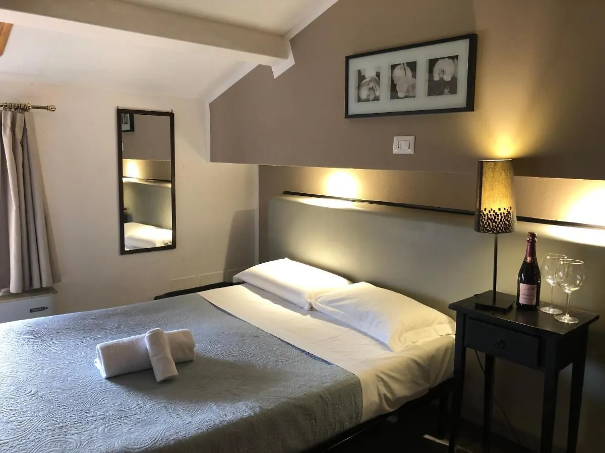 Hotel Casale Dei Massimi Rome